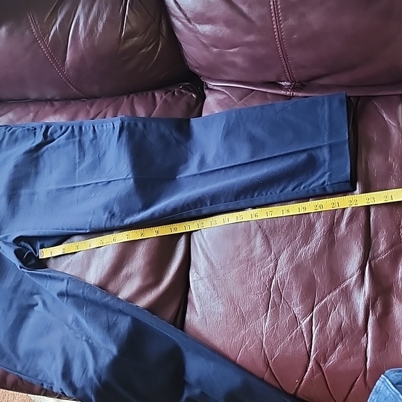 Women's, VanHuesen, Capri Pant, Navy, Sz. 4. - Picture 5 of 5